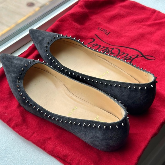 Christian Louboutin Grey Suede Anjalina Ballet Flats - Picture 3 of 11